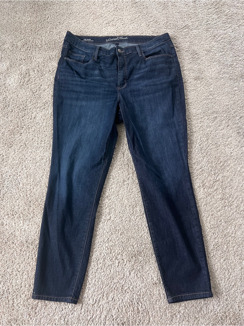Universal Thread High Rise Skinny Jeans Dark Wash Size 16WR Stretch